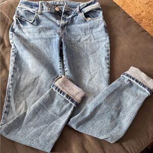 Maurices Light Blue Mid Rise Jeggings size Med Reg